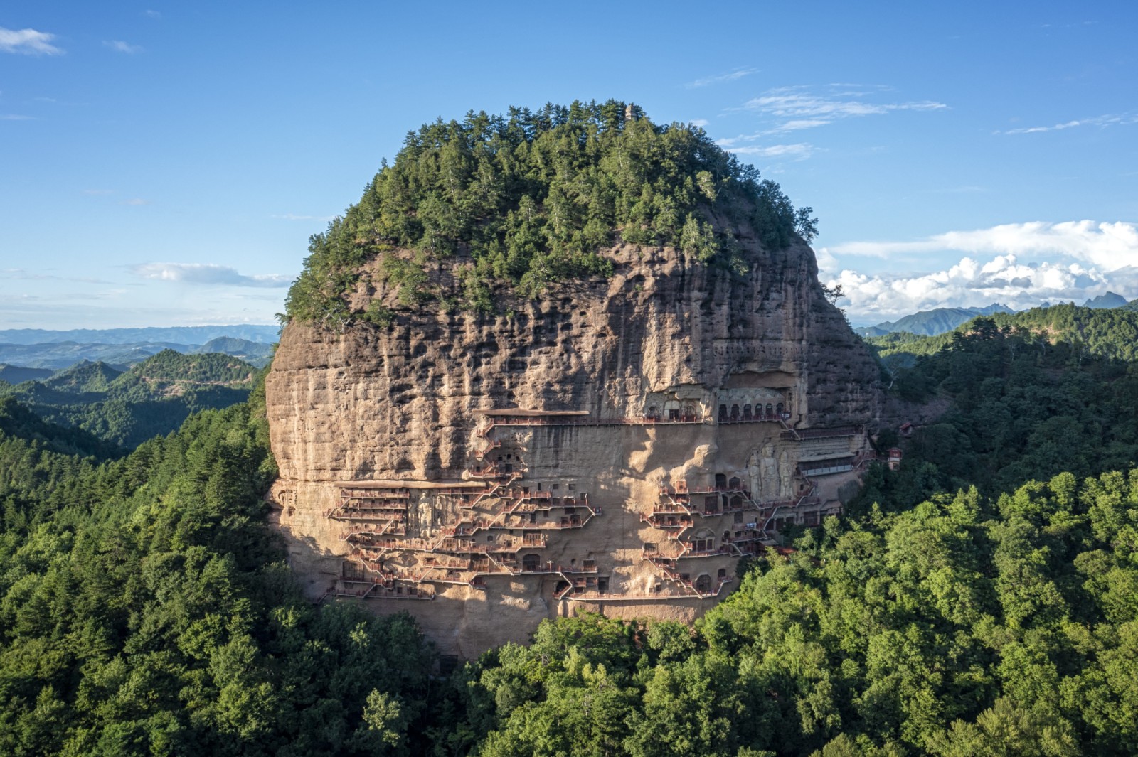 世界文化遺產(chǎn)中國(guó)麥積山石窟趙曉宇攝影.jpg